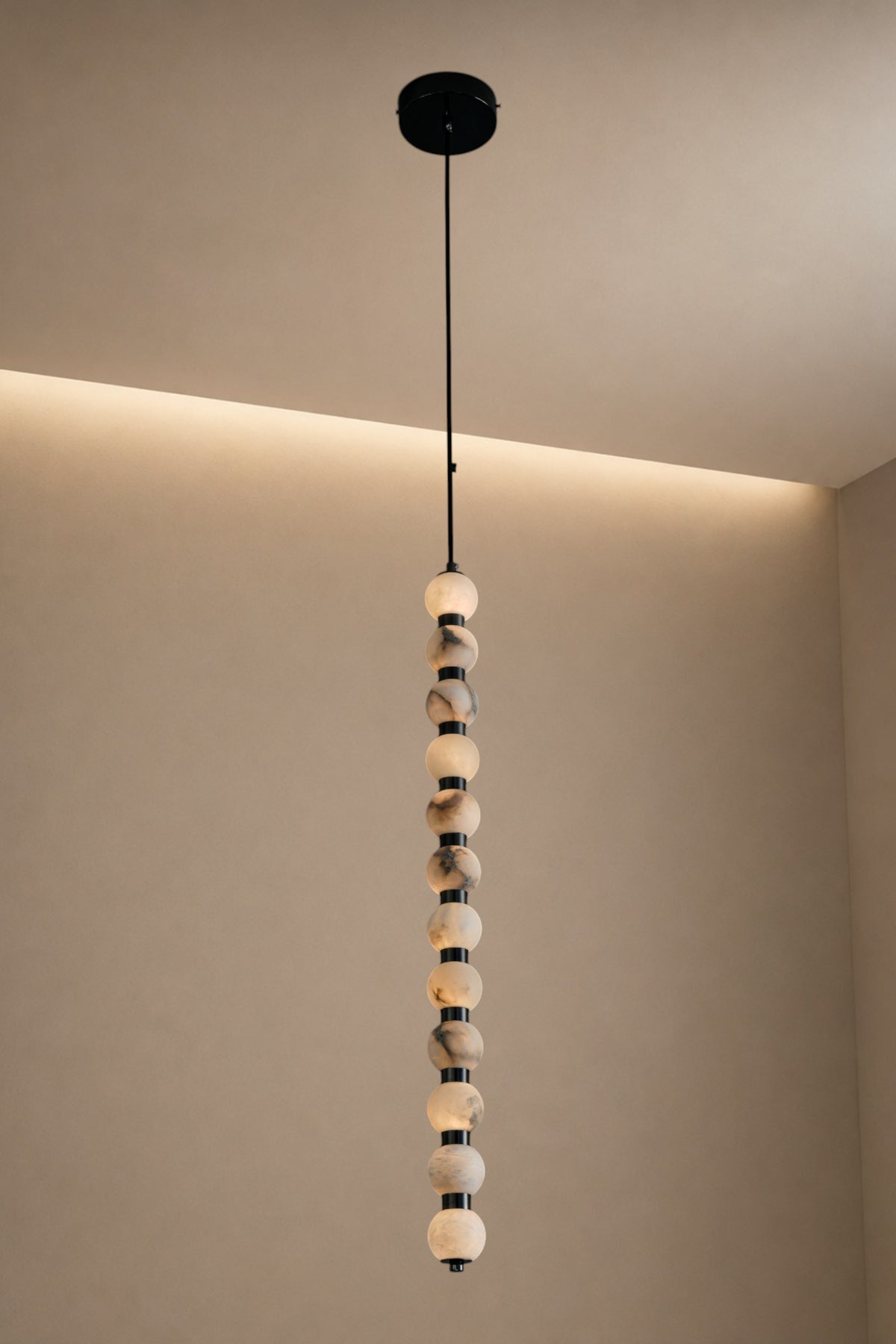 Elara Alabaster Bead Pendant Light