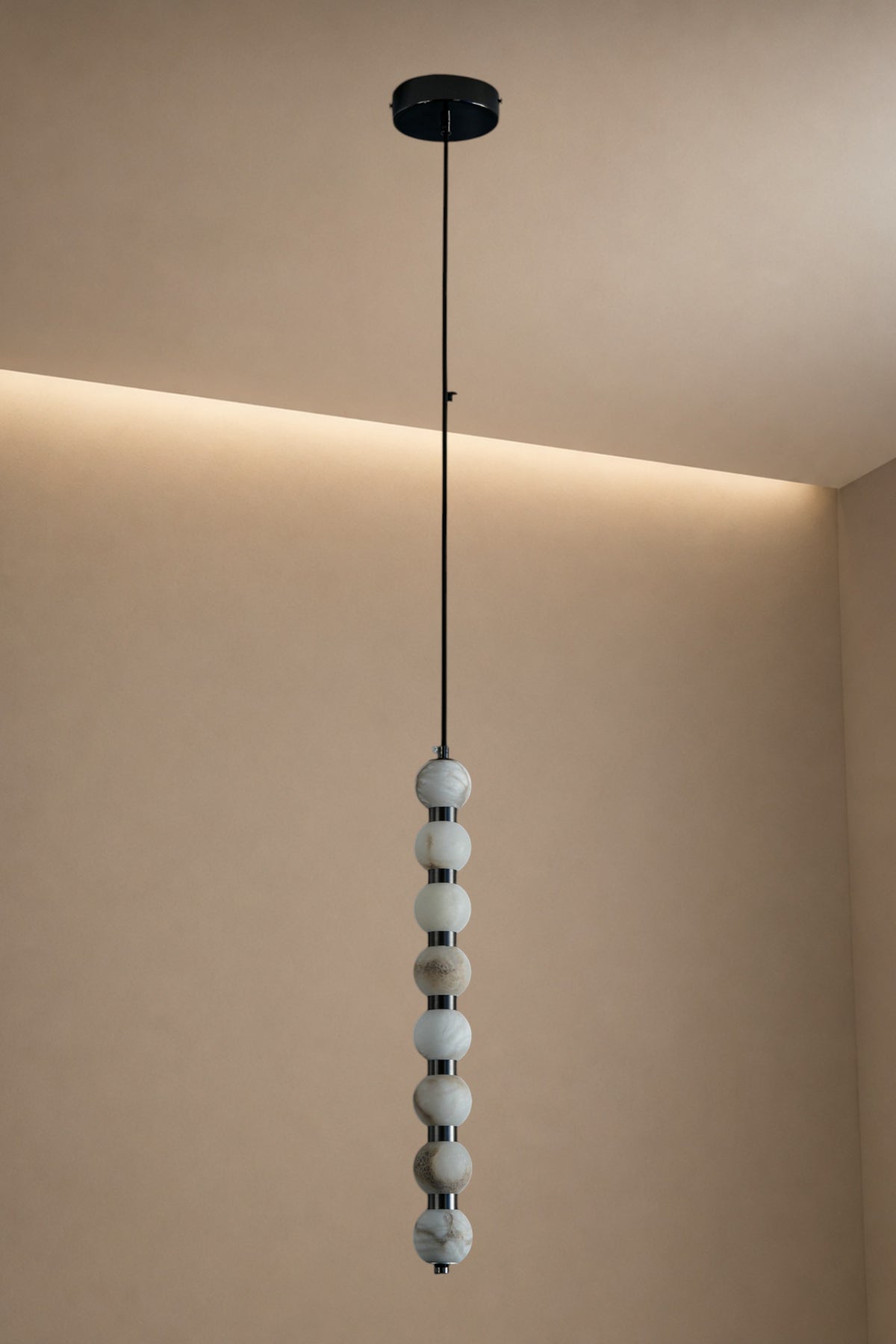Elara Alabaster Bead Pendant Light