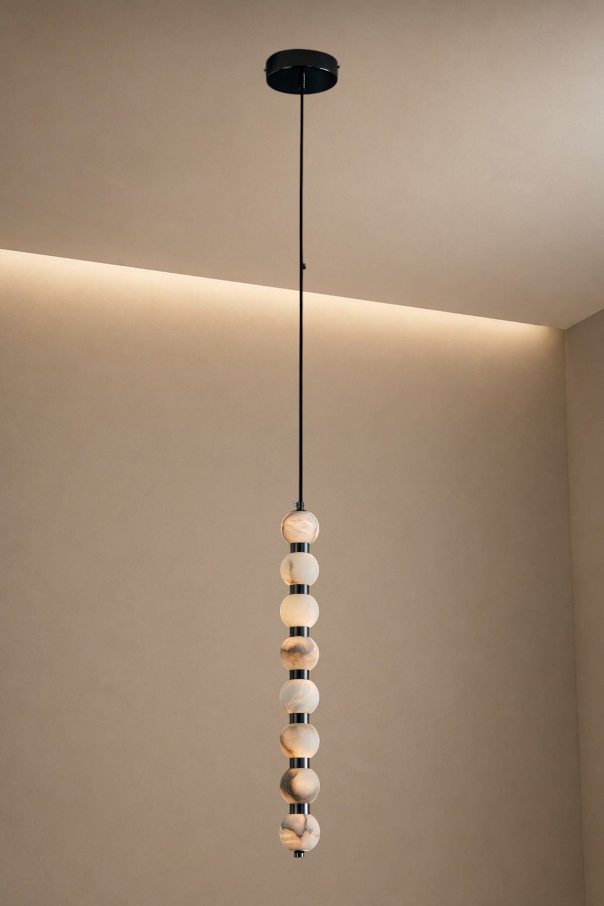 Elara Alabaster Bead Pendant Light