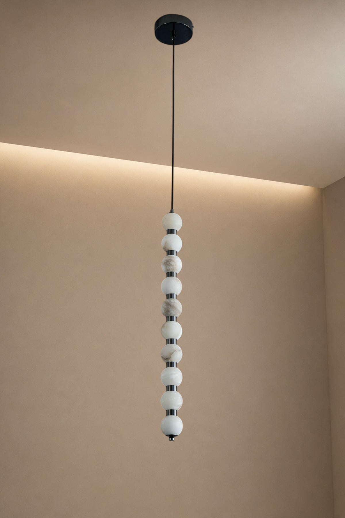 Elara Alabaster Bead Pendant Light