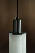 Elara Column Alabaster Pendant
