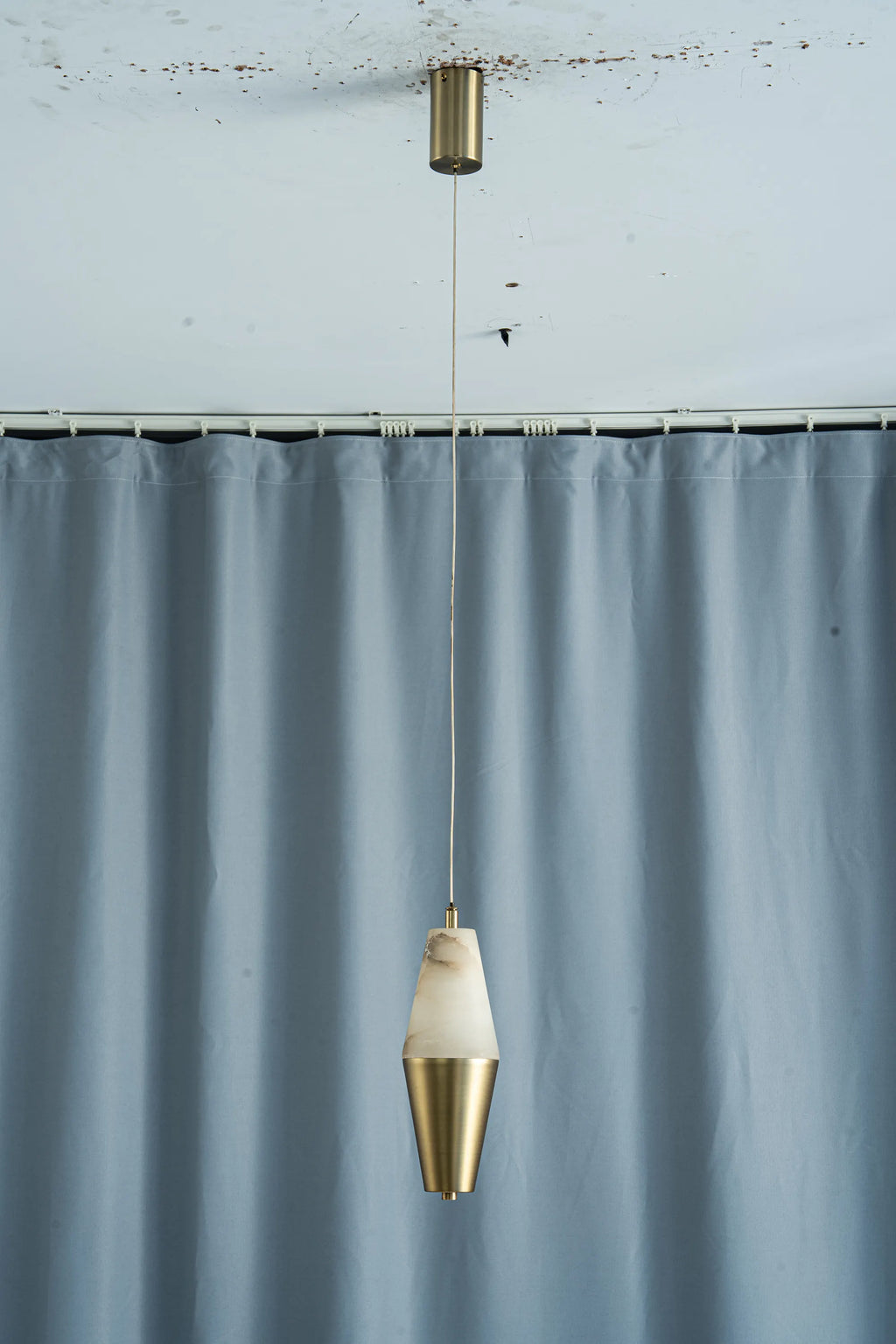 Celia Alabaster Pendant Light