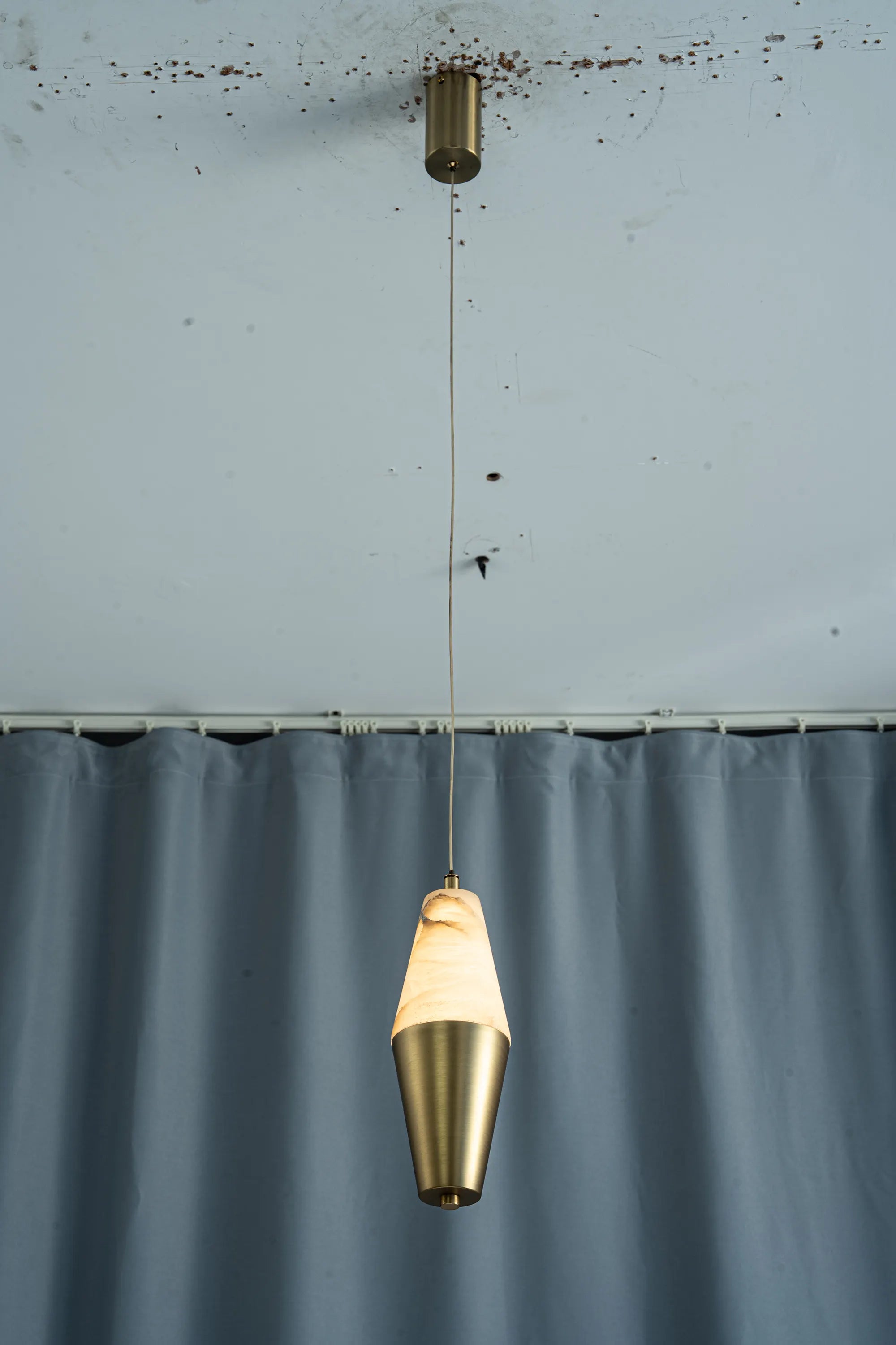 Celia Alabaster Pendant Light