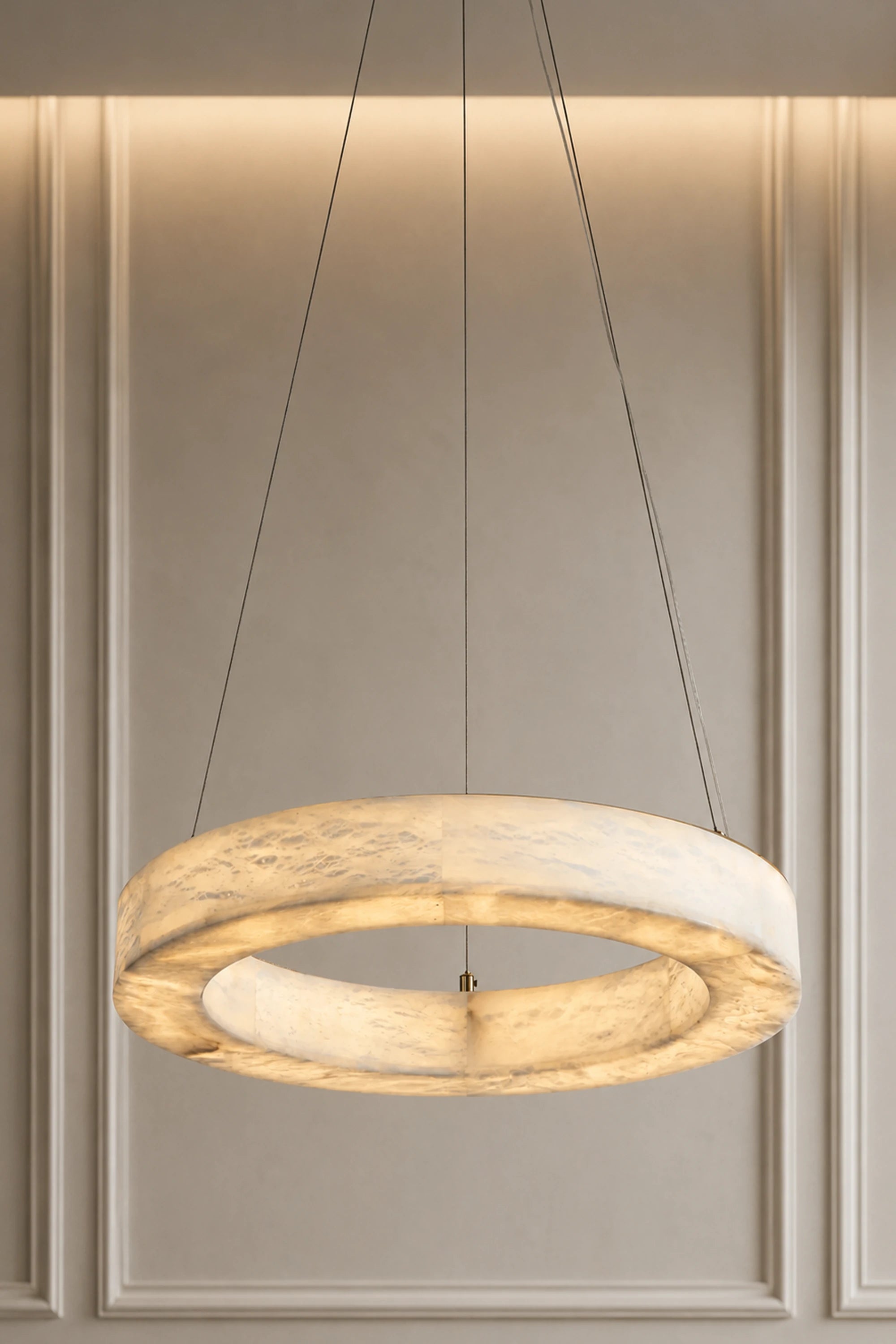 Tinas Lueur Round Alabaster Chandelier