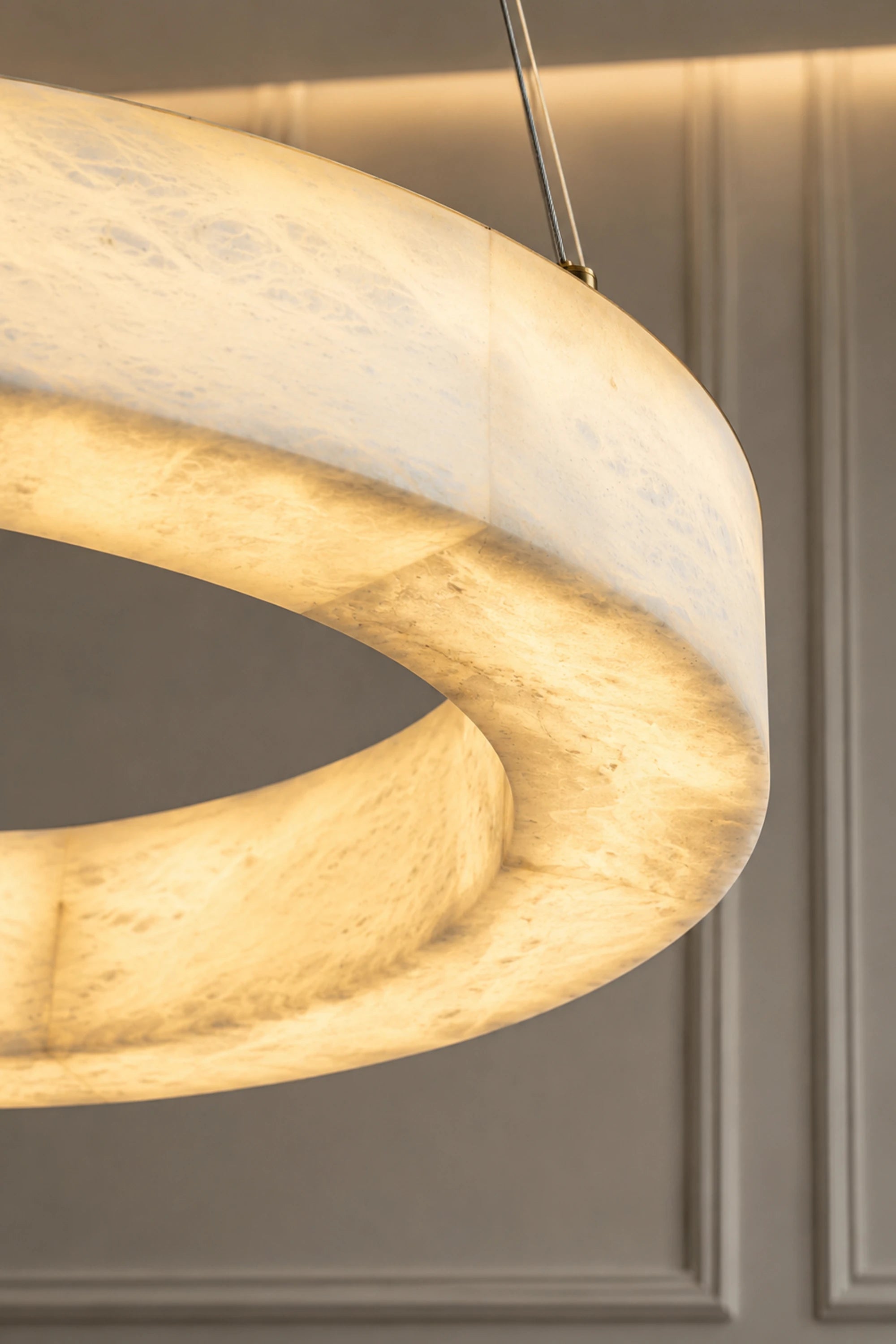 Tinas Lueur Round Alabaster Chandelier