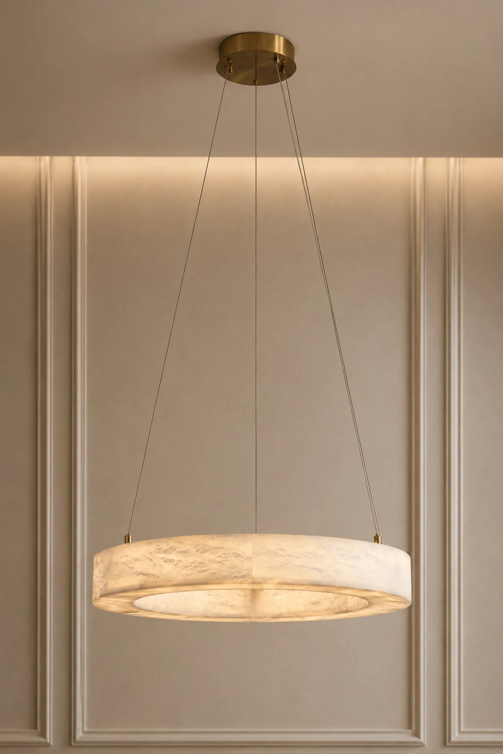 Tinas Lueur Round Alabaster Chandelier