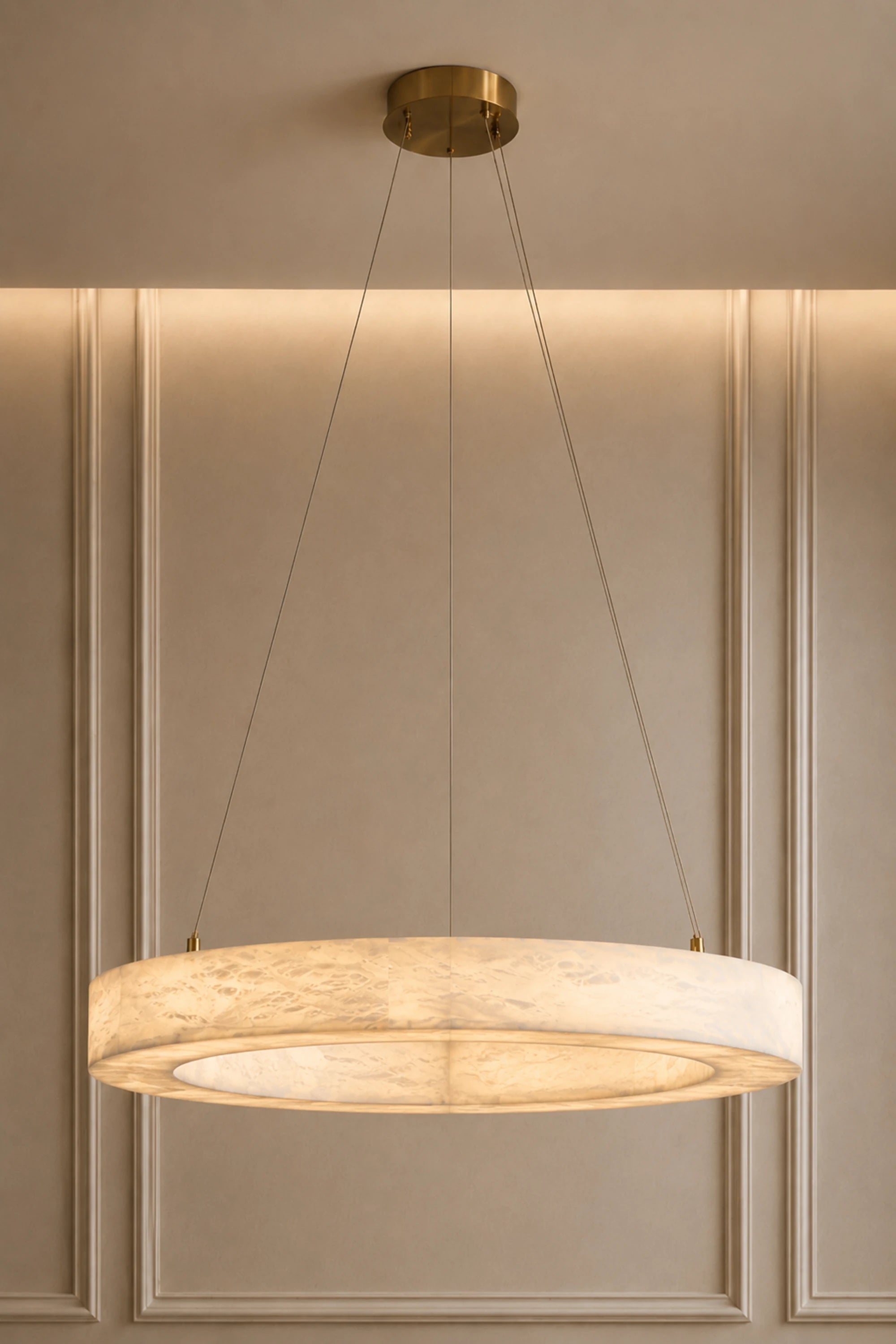 Tinas Lueur Round Alabaster Chandelier